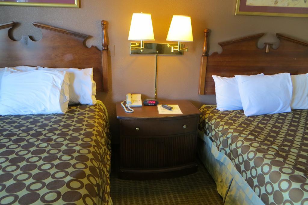 American Inn Stockton Kültér fotó