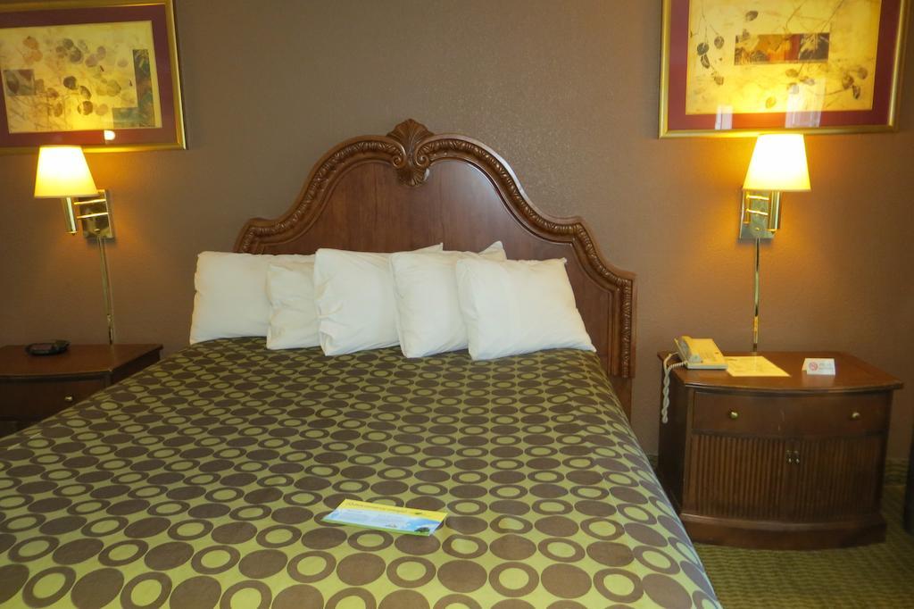 American Inn Stockton Kültér fotó