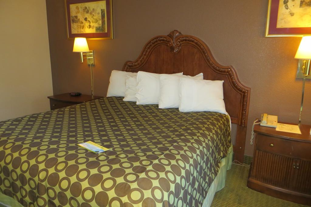 American Inn Stockton Kültér fotó