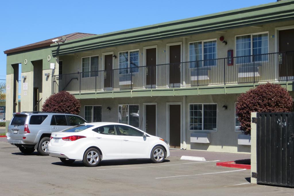 American Inn Stockton Kültér fotó